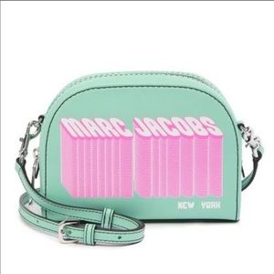 Marc Jacobs new authentic playback design perfect for spring💕